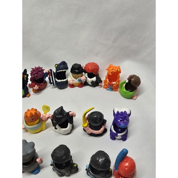Moose Mighty Beanz 55 PC Lot Bodz, 29 Beanz Collectible Rare Vintage Some Flaws - Picture 10 of 16